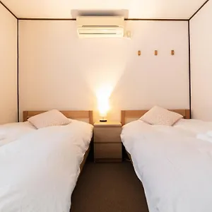 ホームステイ 春の屋, 大阪市